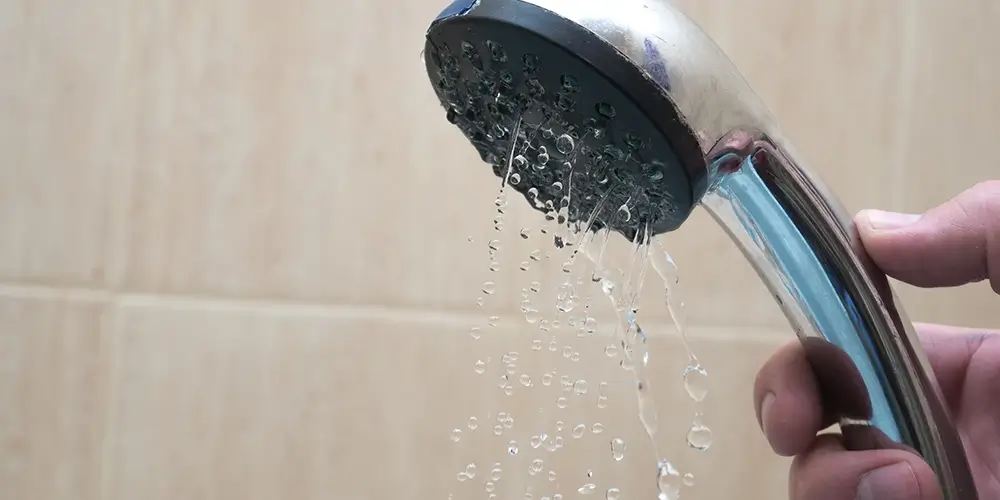 How to Save Water When Showering or in the Bath