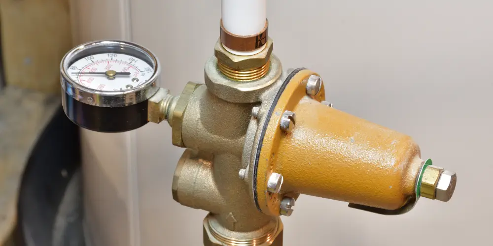 How to Replace a Water Pressure Regulator — When & Why